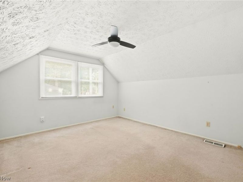7794 Castle Rock, Warren, OH 44484 Photo 23