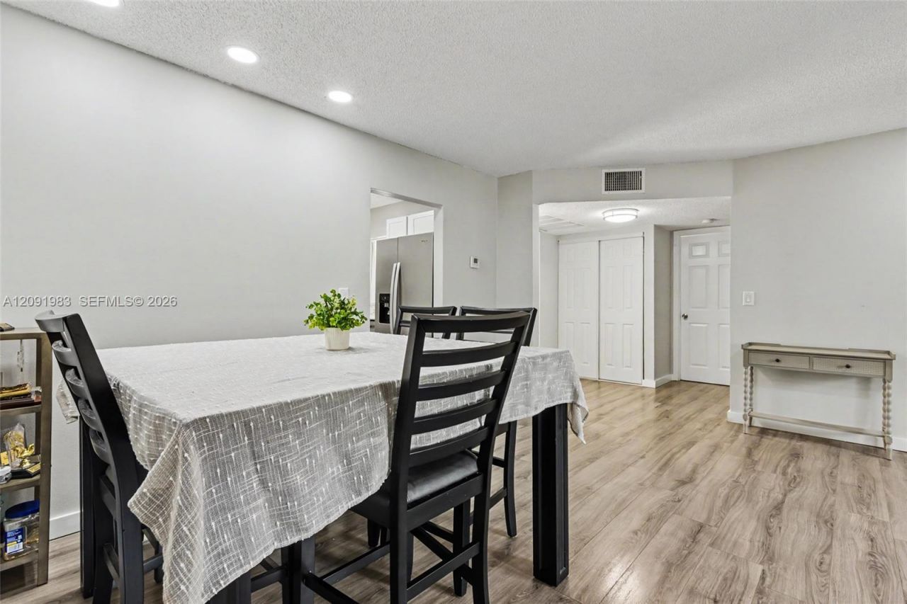 4161 S Carambola Cir S , Unit 2158, Coconut Creek, FL 33066 Photo