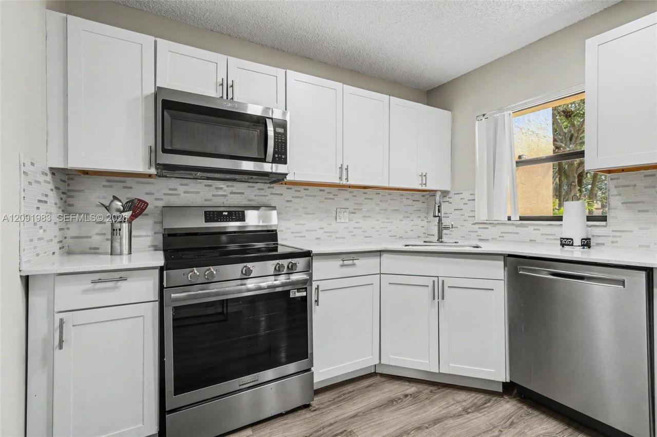 4161 S Carambola Cir S , Unit 2158, Coconut Creek, FL 33066 Photo