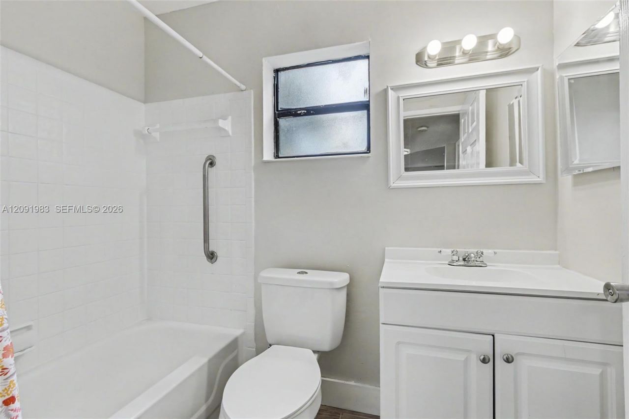4161 S Carambola Cir S , Unit 2158, Coconut Creek, FL 33066 Photo