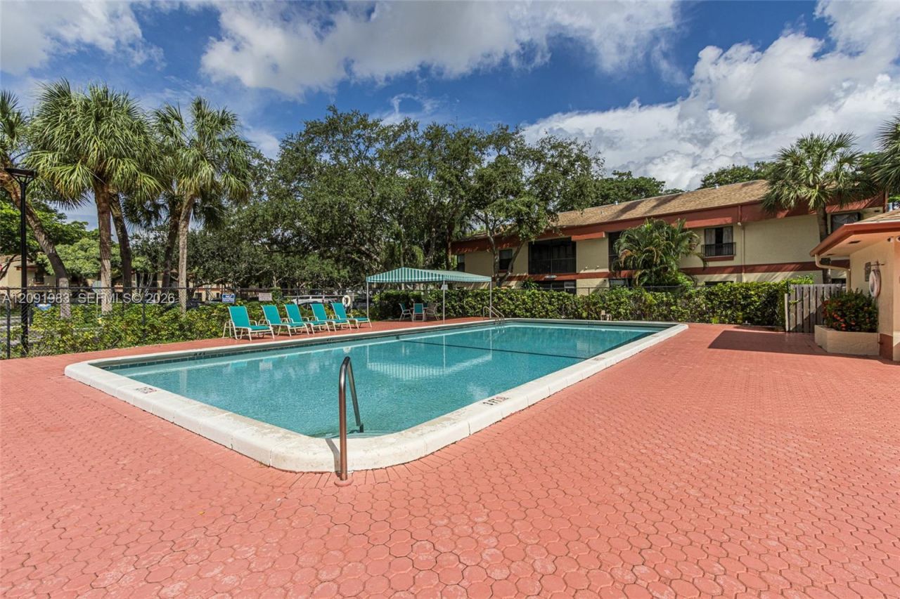 4161 S Carambola Cir S , Unit 2158, Coconut Creek, FL 33066 Photo