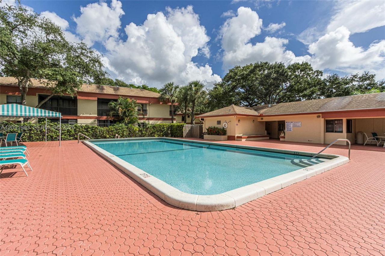 4161 S Carambola Cir S , Unit 2158, Coconut Creek, FL 33066 Photo