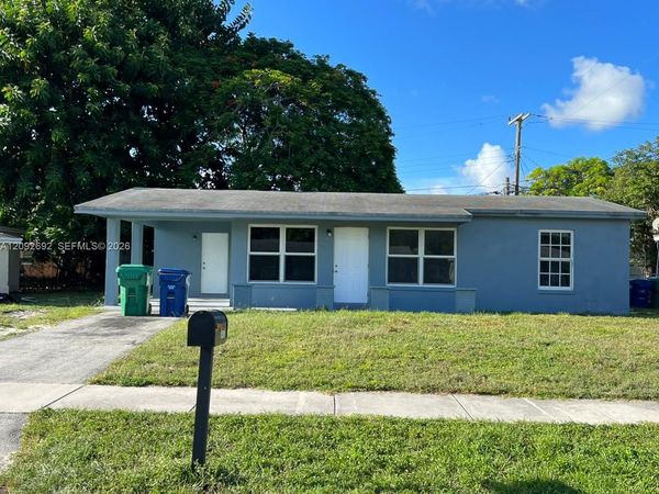 3461 NW 17th St , Lauderhill, FL 33311
