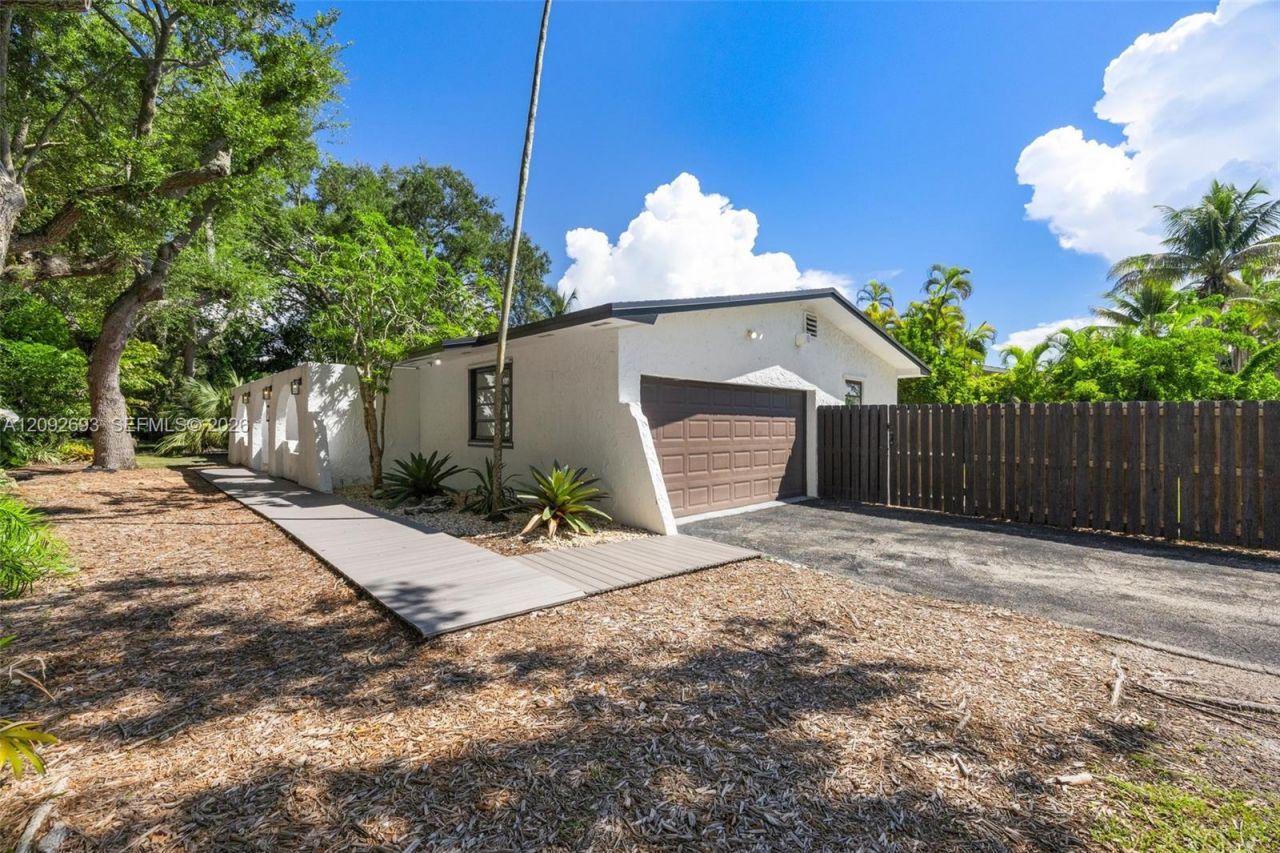 15545 SW 78th Pl, Palmetto Bay, FL 33157 Photo