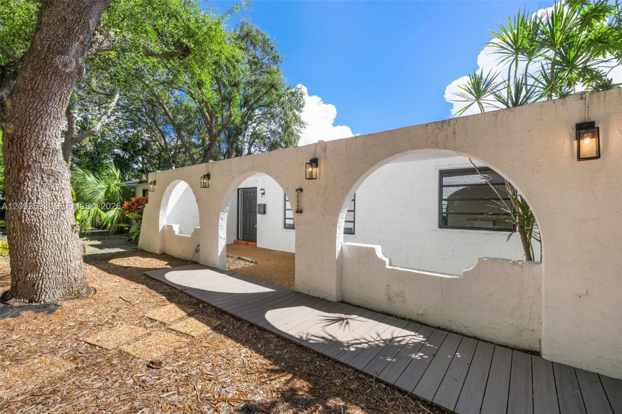15545 SW 78th Pl, Palmetto Bay, FL 33157 Photo
