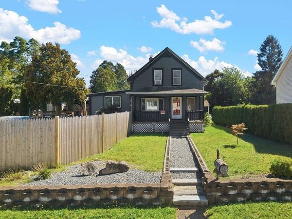 950 Glen St, New Bedford, MA 02745