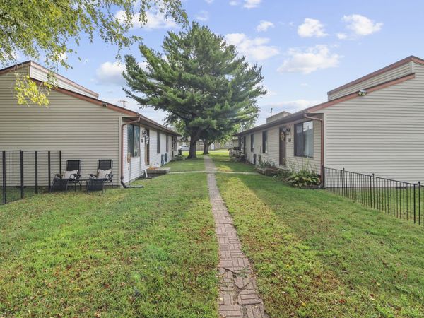 406 N James Street , Tolono, IL 61880