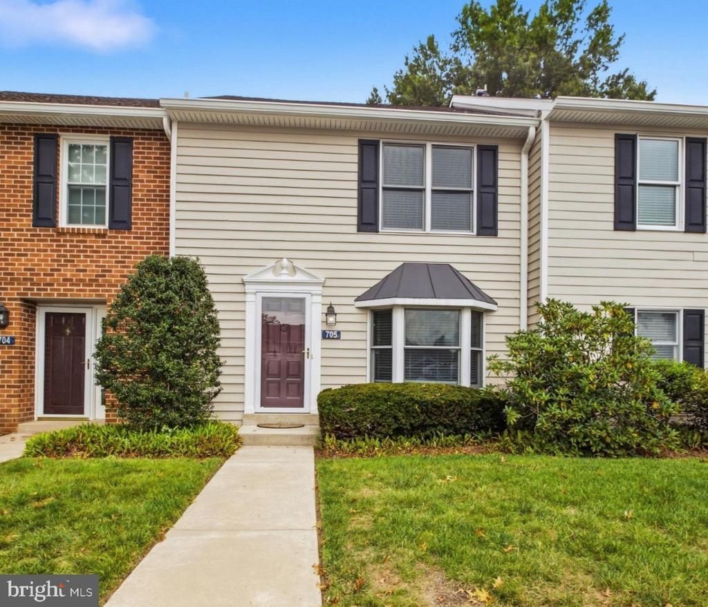 705 MEADOW COURT , GLEN MILLS, PA 19342