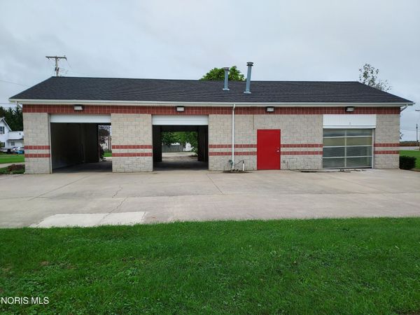 608 E Main Street , Pandora, OH 45877
