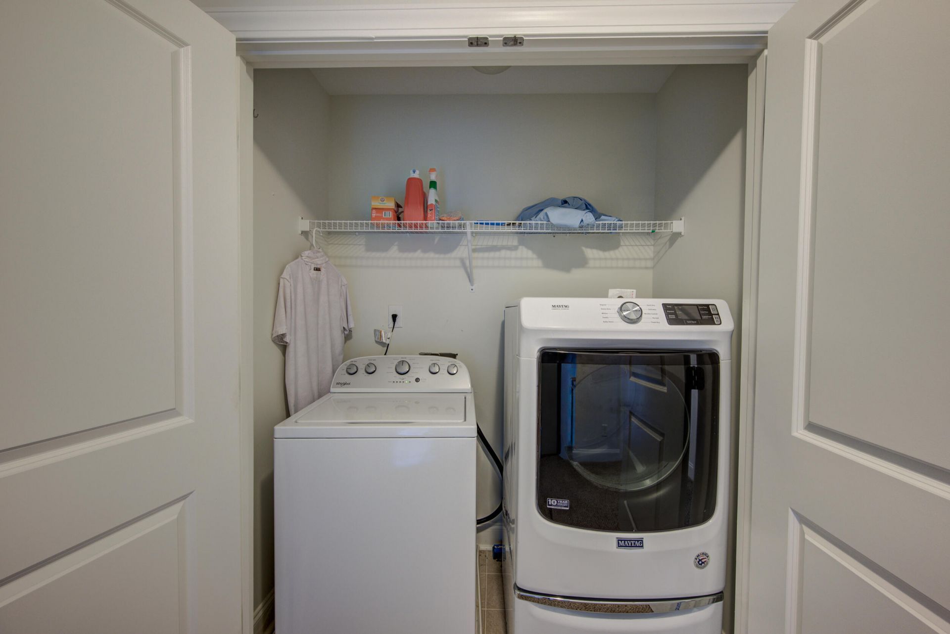 2917 Swamp Sparrow Circle Photo 60