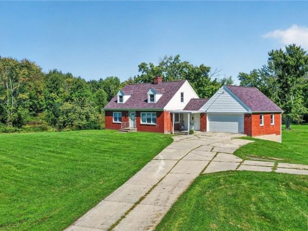2810 Forman Road , Austinburg, OH 44010