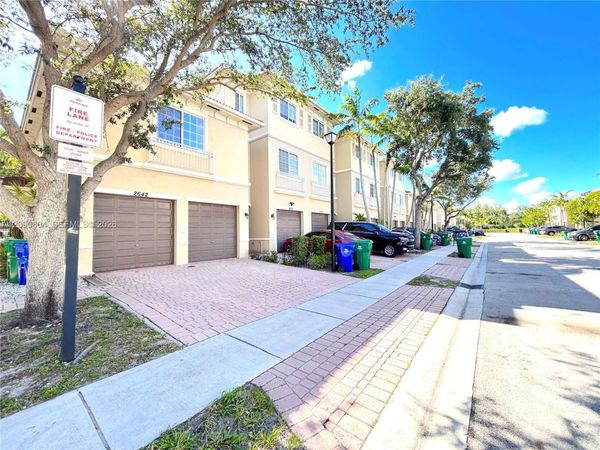 2664 SW 81st Terrace , Unit 2654, Miramar, FL 33025