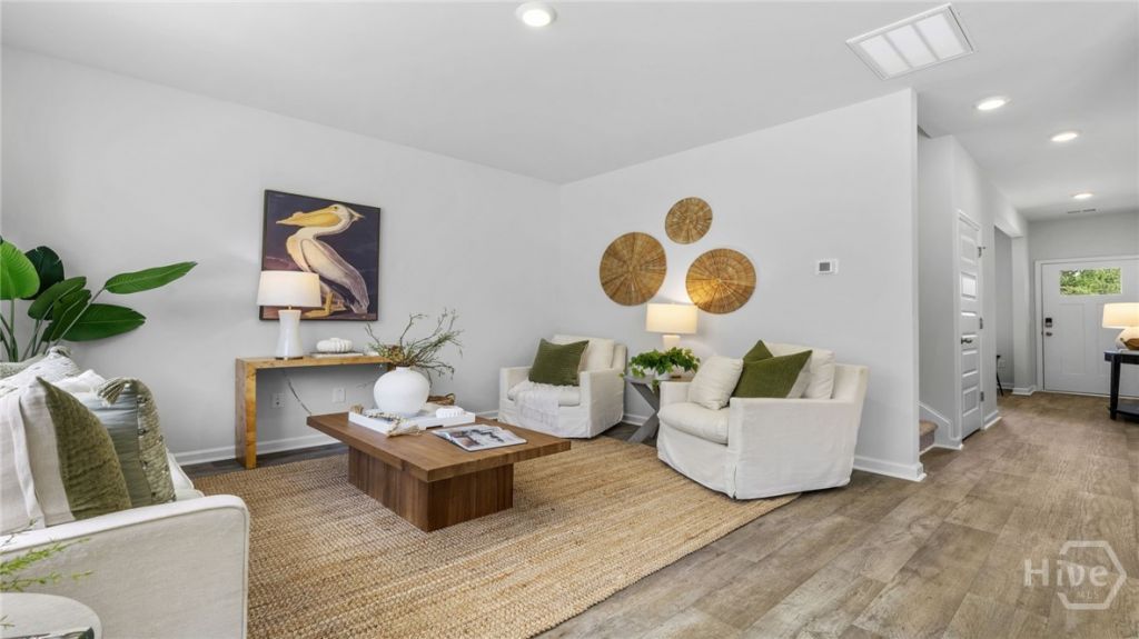76 Planters Court Photo 10