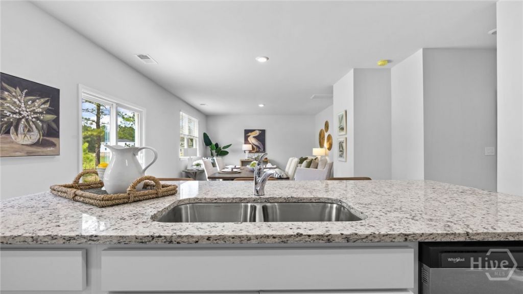 76 Planters Court Photo 18