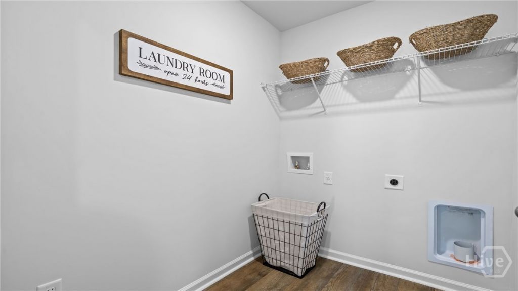76 Planters Court Photo 28