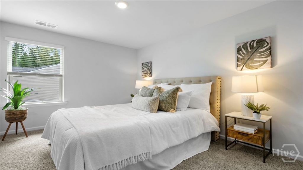 76 Planters Court Photo 32