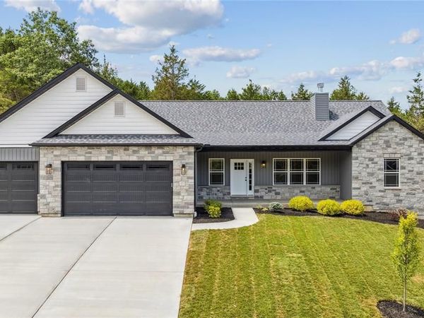 448 Shady Trail Drive , Troy, MO 63379
