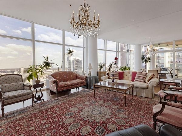 1918 Olive Street, Unit 2802, Dallas, TX 75201