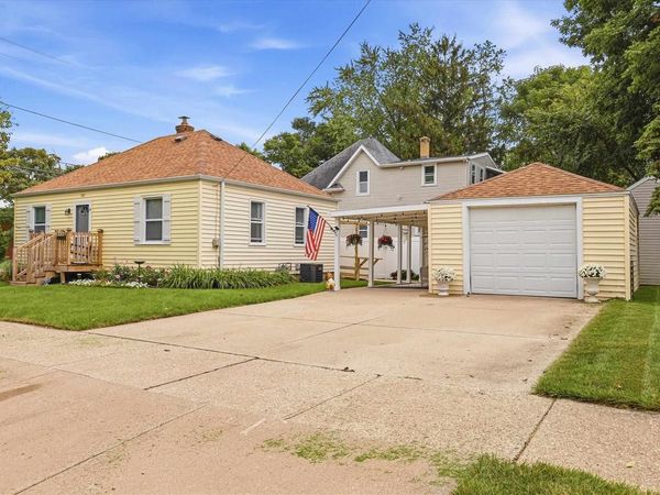 731 E ROOSEVELT STREET, Appleton, WI 54911