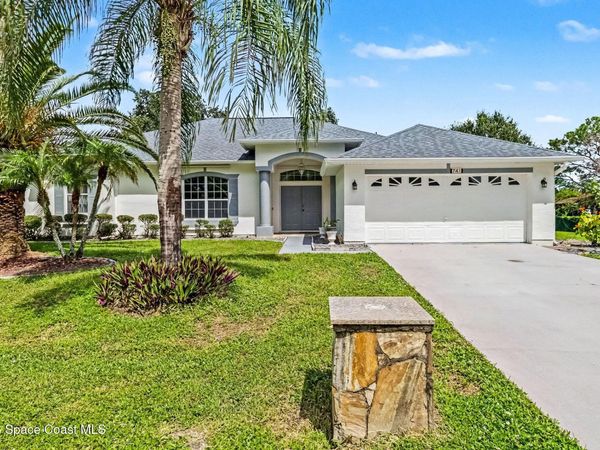 741 Pepper Street NE, Palm Bay, FL 32907
