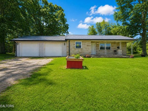 1210 Frank Campbell Rd, Jamestown, TN 38556
