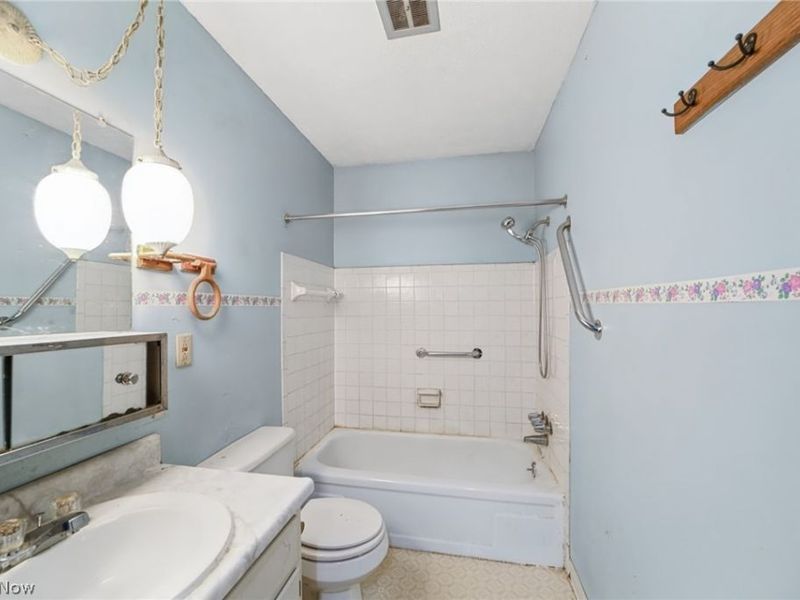 461 Delaware Drive, Brunswick, OH 44212 Photo 19