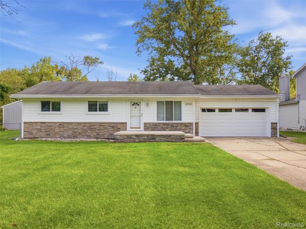48188 Forbes Drive, Chesterfield Township, Mi 48047