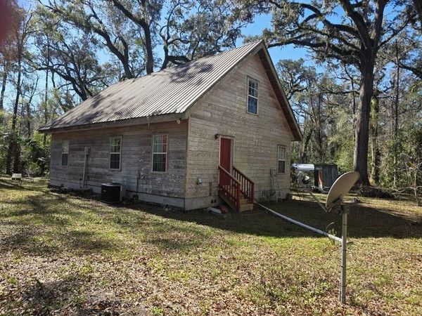 86 NE 642nd St, Old Town, FL 32680