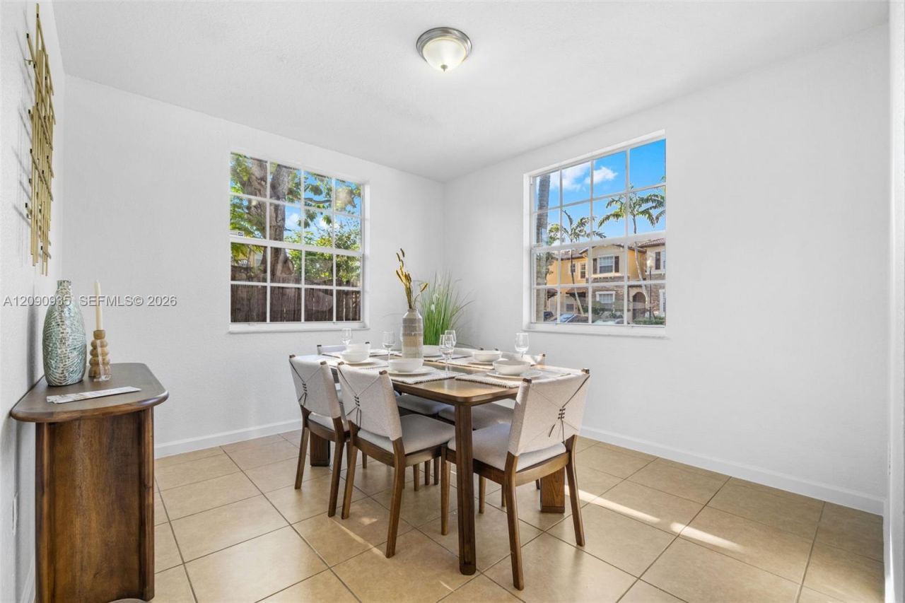 9143 SW 227th St, Unit 6, Cutler Bay, FL 33190 Photo
