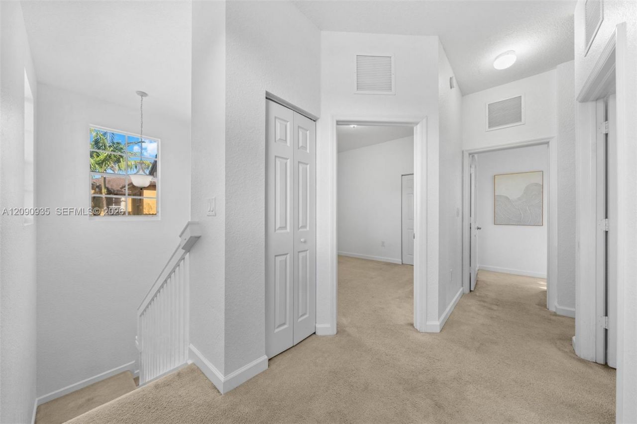 9143 SW 227th St, Unit 6, Cutler Bay, FL 33190 Photo