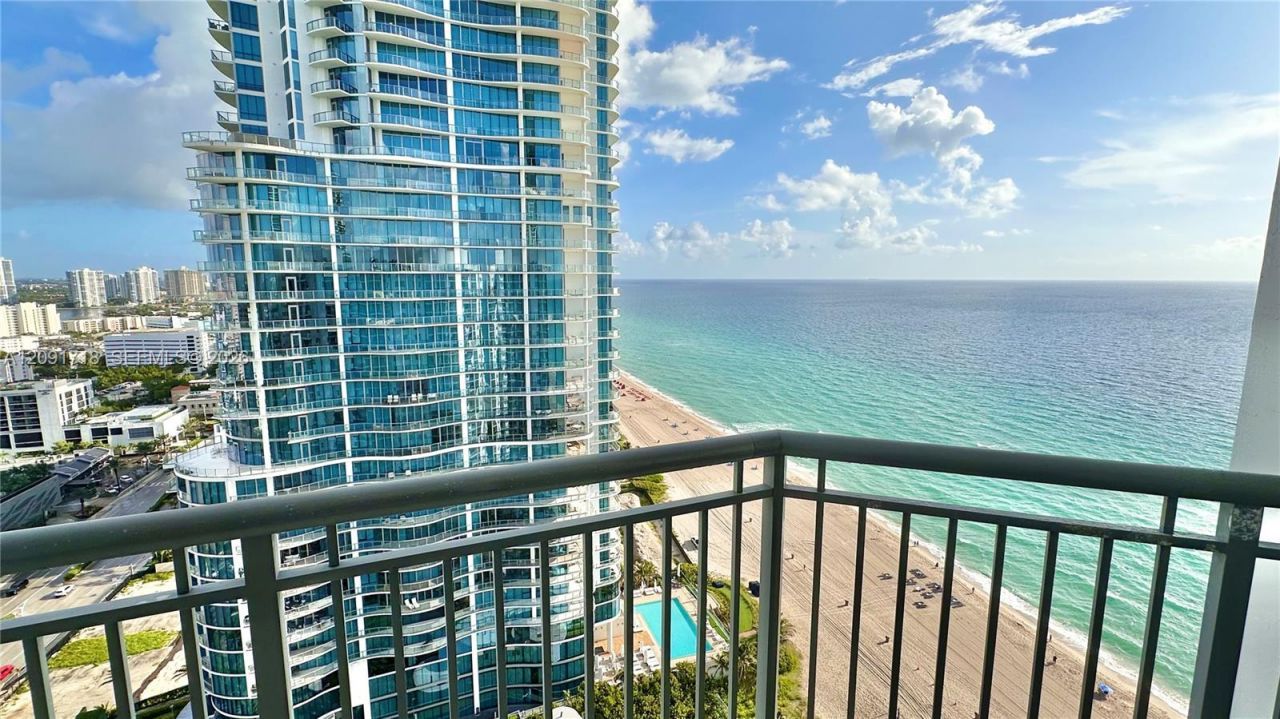 17375 Collins Ave , Unit 2607, Sunny Isles Beach, FL 33160 Photo