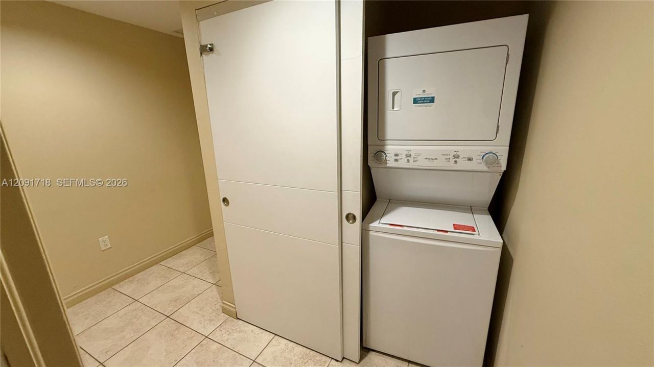17375 Collins Ave , Unit 2607, Sunny Isles Beach, FL 33160 Photo