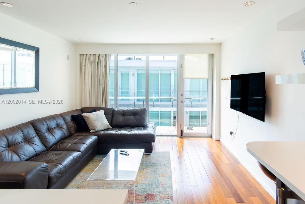 1601 West Ave , Unit 209, Miami Beach, FL 33139 Photo