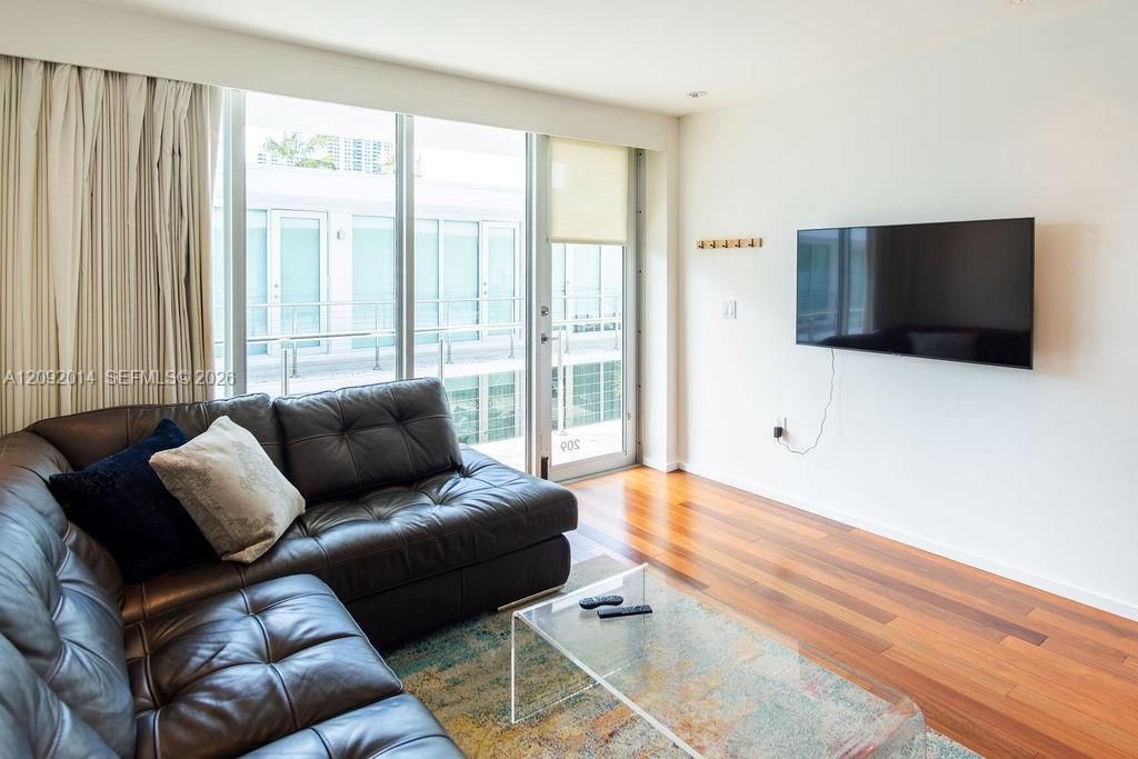 1601 West Ave , Unit 209, Miami Beach, FL 33139 Photo