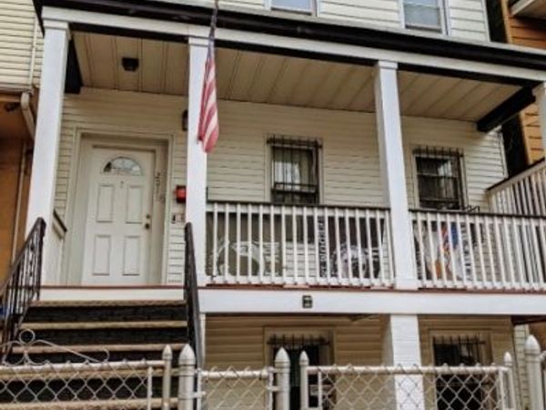 201 Clinton Ave, Jersey, NJ 07304