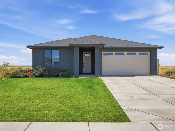 930 L Street NE, Ephrata, WA 98823
