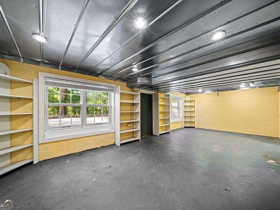 Property Image 37