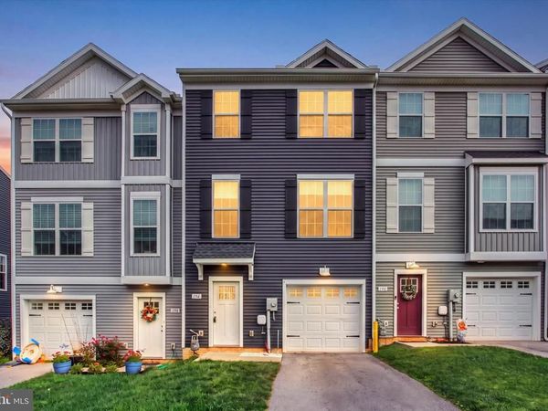 194 HUDSON BOULEVARD, RED LION, PA 17356