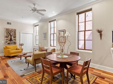 2049 WALNUT STREET , Unit 1R, PHILADELPHIA, PA 19103