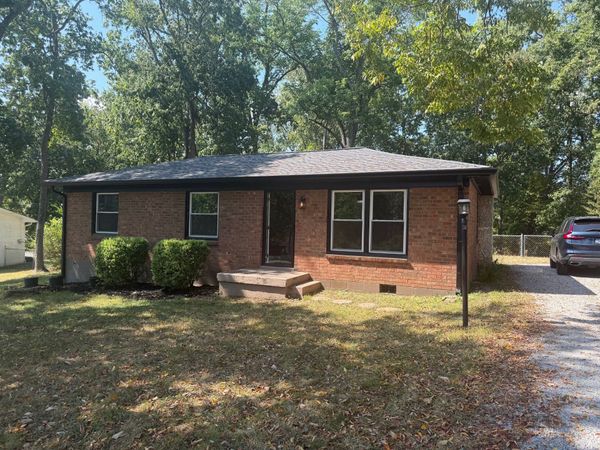 162 Cranwill Dr , Hendersonville, TN 37075