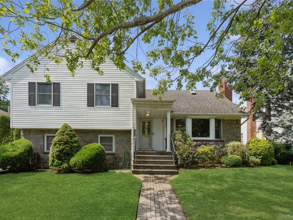148 Lincoln Street , Garden City, NY 11530
