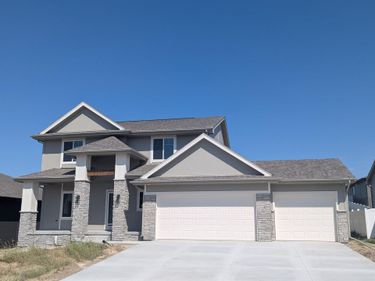 12037 S 46th Street, Bellevue, NE 68133