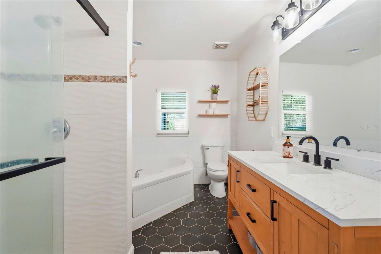 1132 Lena Lane , Sarasota, FL 34240 Photo
