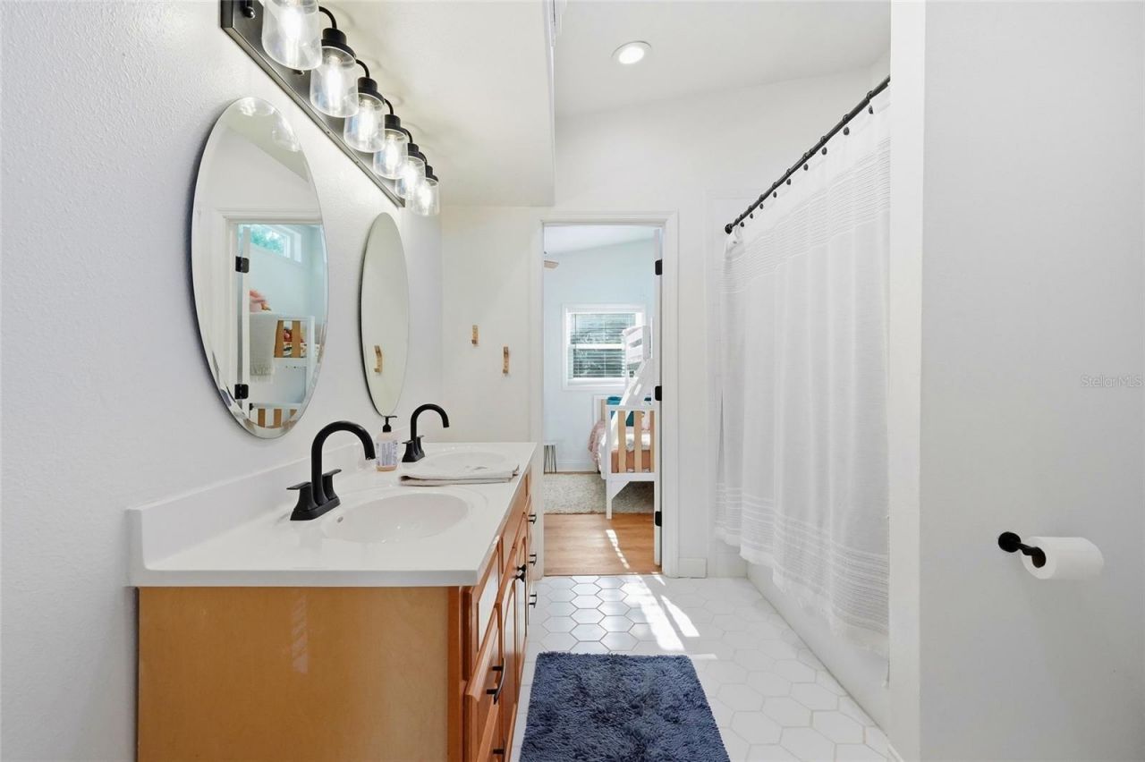 1132 Lena Lane , Sarasota, FL 34240 Photo