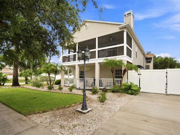 786 59TH AVENUE NE, ST PETERSBURG, FL 33703
