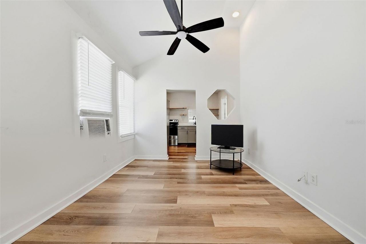 4105 18th Avenue S, Saint Petersburg, FL 33711 Photo