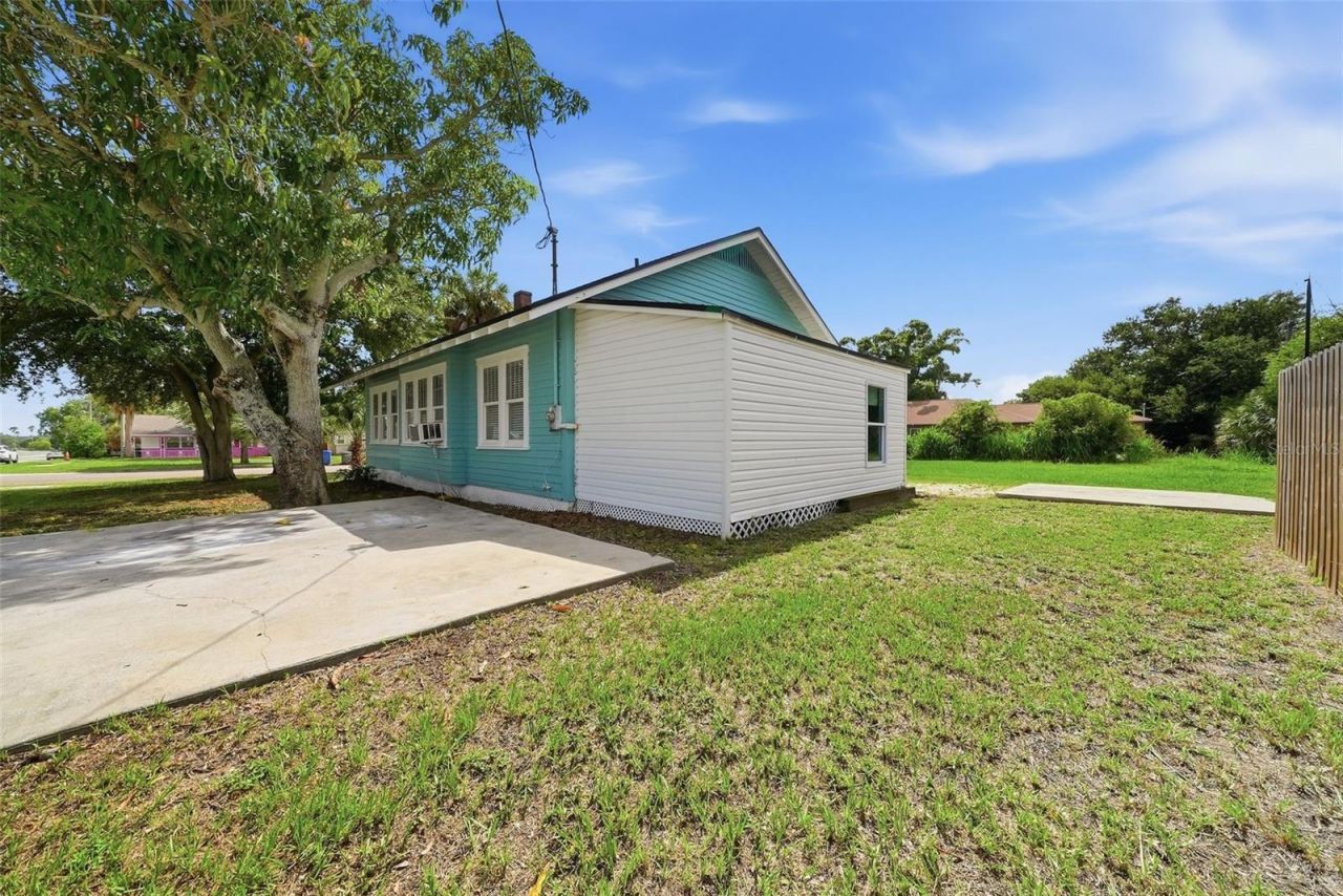 4105 18th Avenue S, Saint Petersburg, FL 33711 Photo