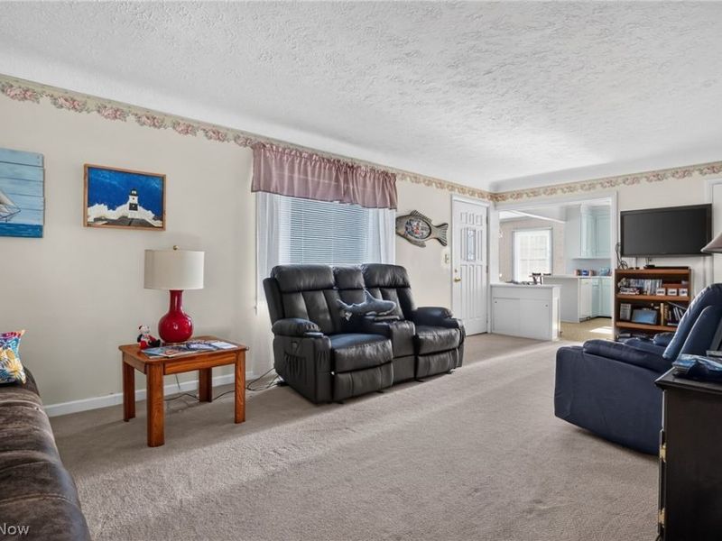 2825 E Center Street, Conneaut, OH 44030 Photo 15