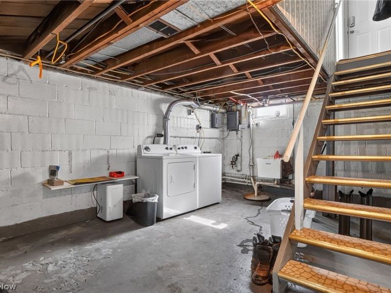 2825 E Center Street, Conneaut, OH 44030 Photo 33