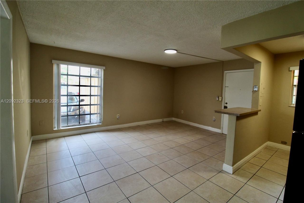 2290 NW North River Dr , Unit 10, Miami, FL 33125 Photo